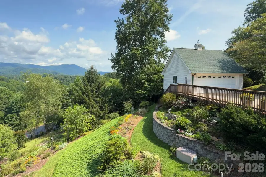 92 S Lindon Cove Road, Candler, NC 28715 - #2