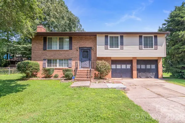 6204 Turtle Neck Lane, Charlotte, NC 28227