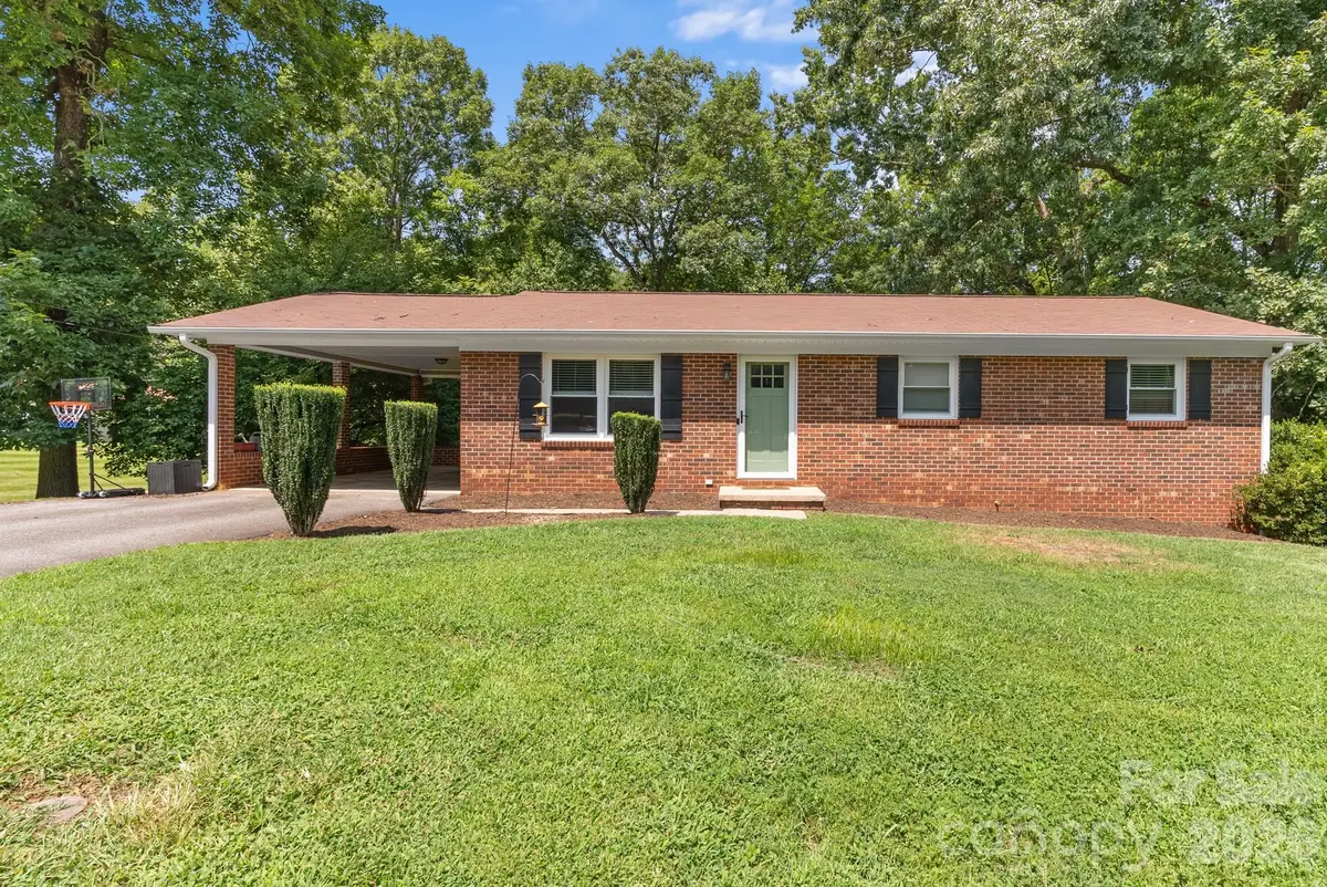 132 Blue Ridge Road, State Road, NC 28676 - #1