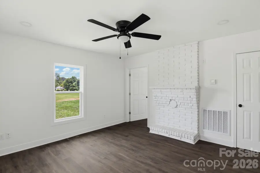 805 W Horah Street, Salisbury, NC 28144 - #3