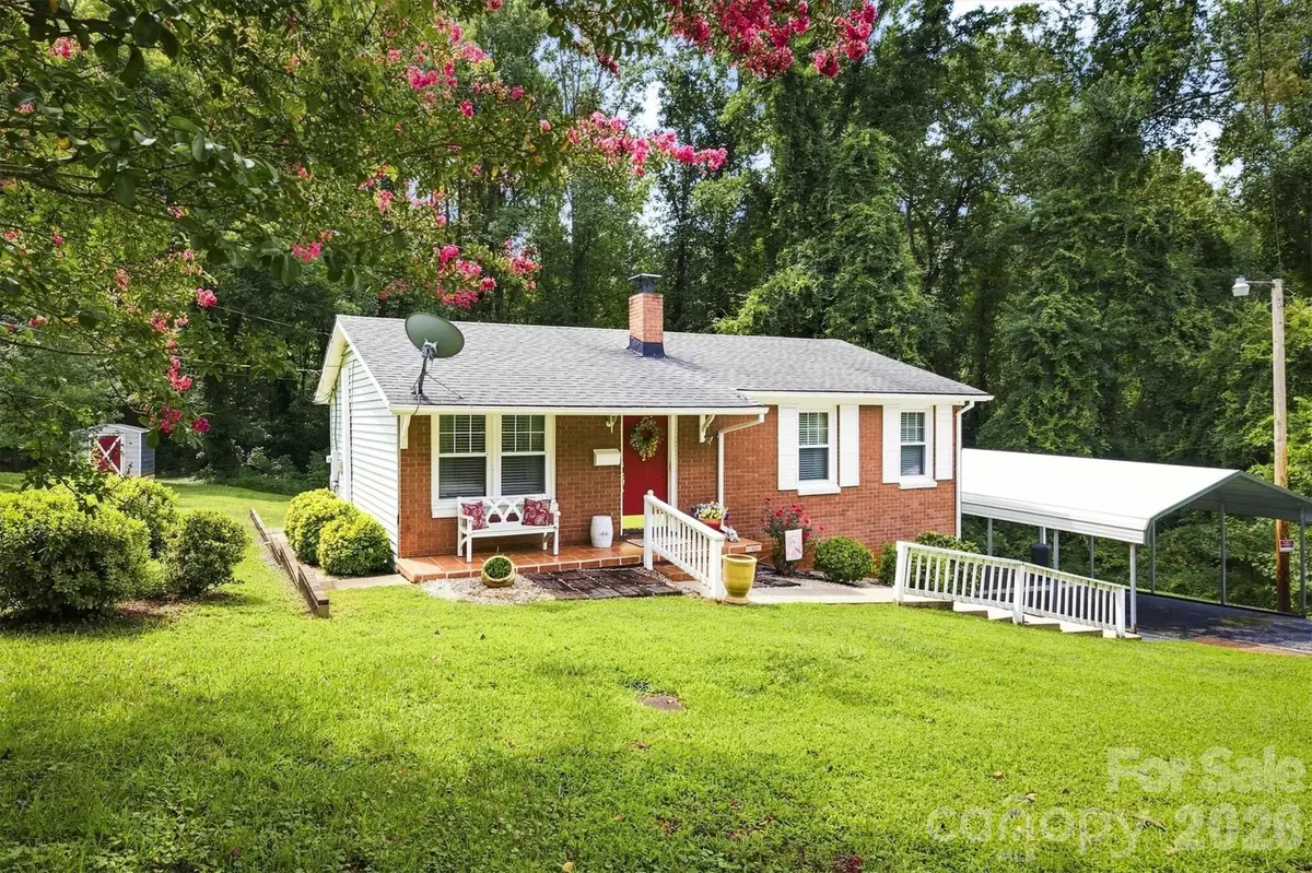 121 Rhyne Street, Morganton, NC 28655 - #1