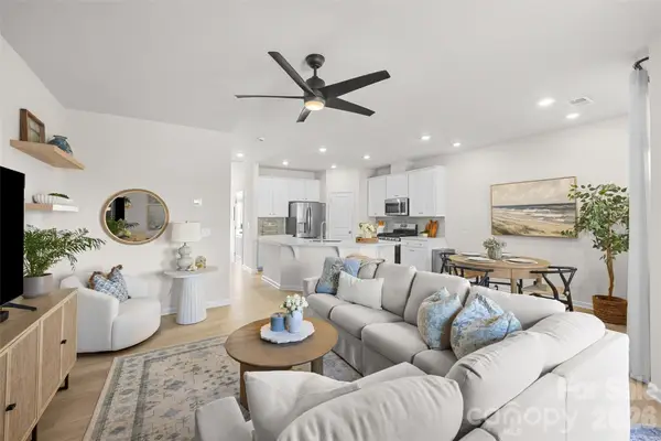7035 Everly Commons Lane, Tega Cay, SC 29708