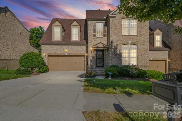 2246 Donnington Lane Nw, Concord, NC 28027