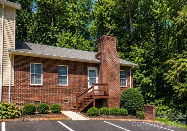 1491 20th Avenue Ne #6, Hickory, NC 28601