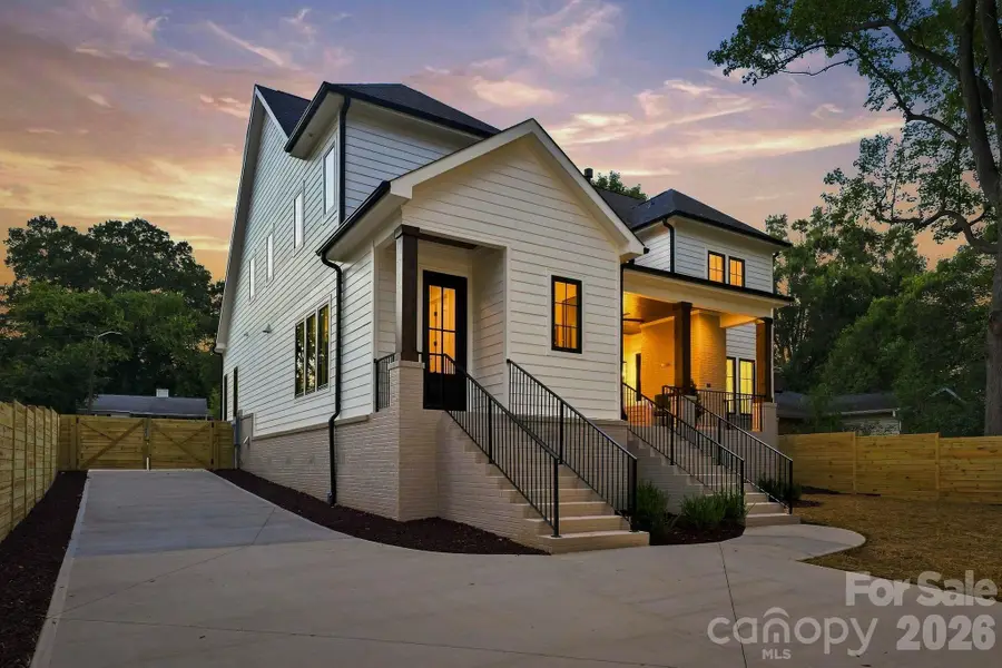 4647 General Pershing Drive, Charlotte, NC 28209 - #3