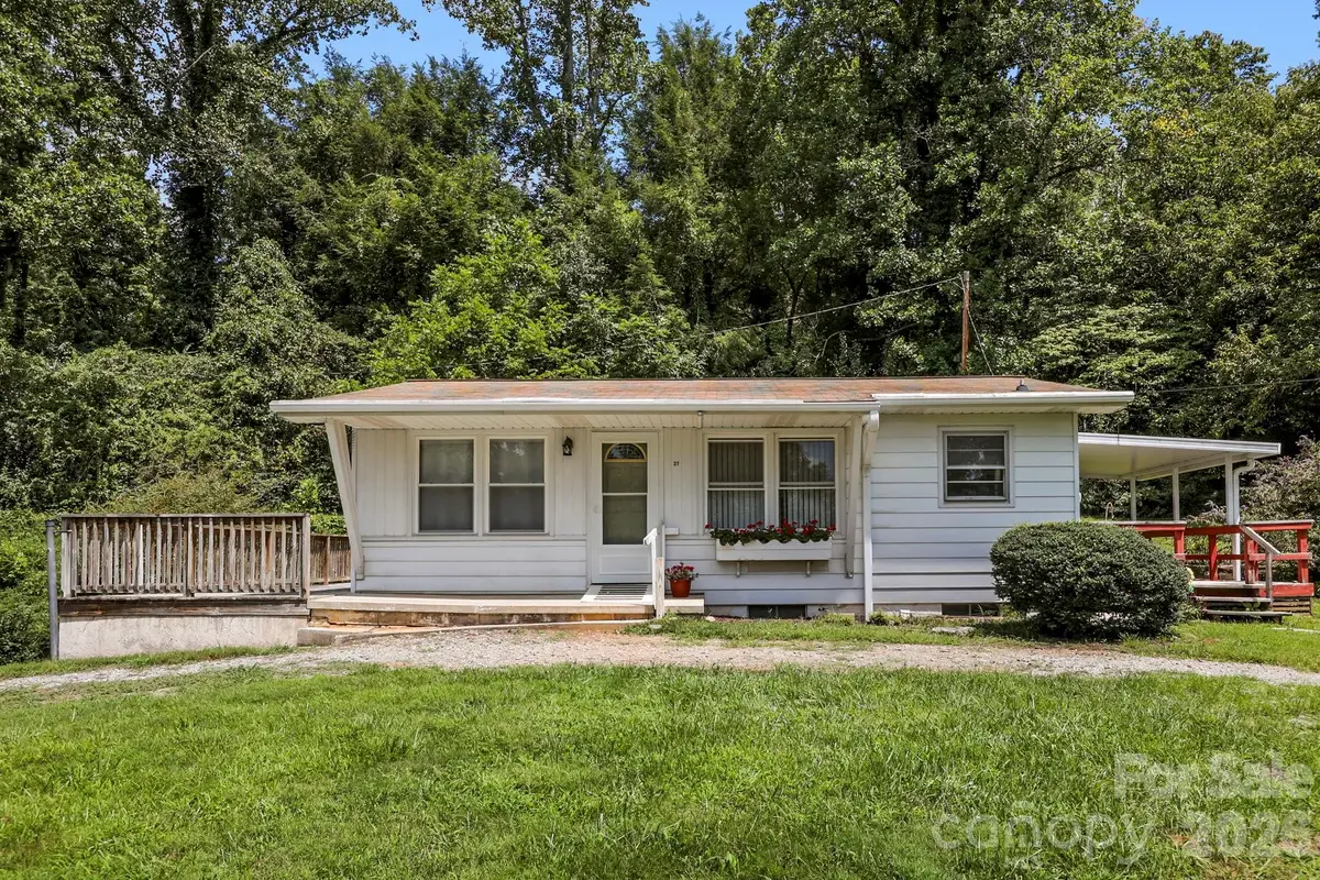 27 Mcgee Circle, Fairview, NC 28730 - #1