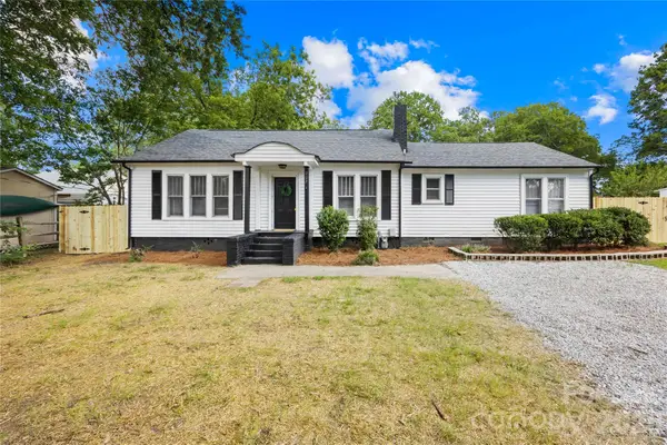 227 N Magnolia Street, Mooresville, NC 28115