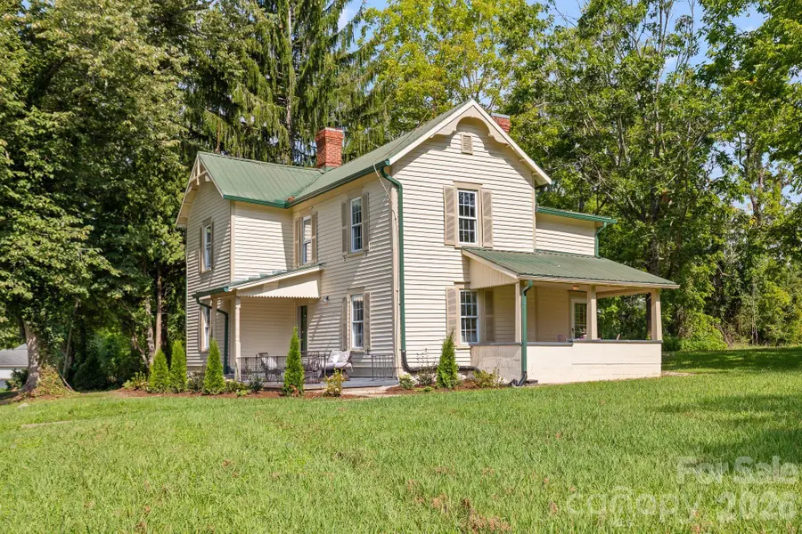 250 Justice Ridge Road, Candler, NC 28715 - #2