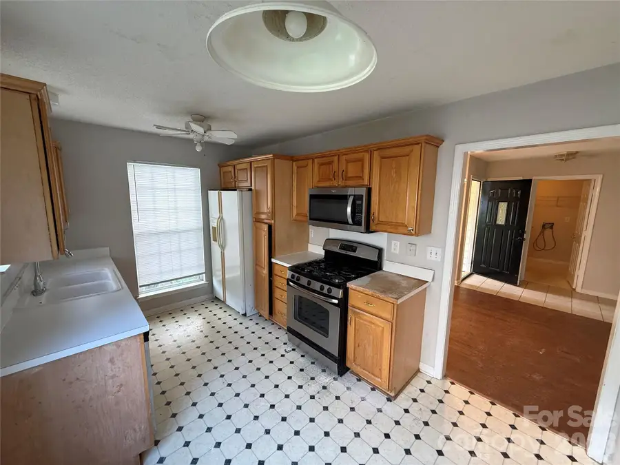 2615 Robyns Glen Drive, Charlotte, NC 28269 - #2
