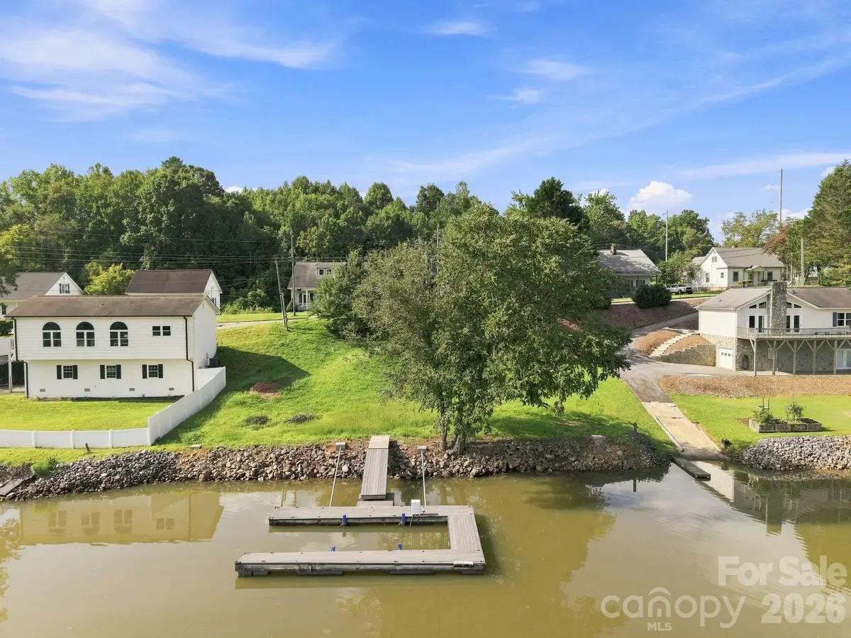 207 Catawba Avenue, Hickory, NC 28601 - #1
