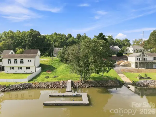 207 Catawba Avenue, Hickory, NC 28601
