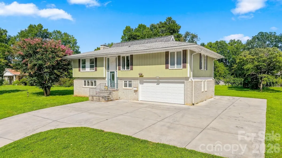 706 Springdale Road, Statesville, NC 28677 - #1