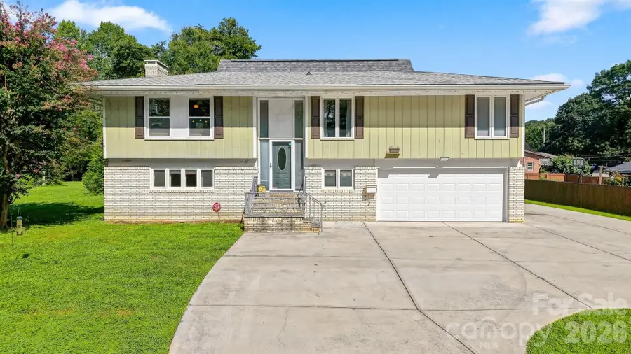 706 Springdale Road, Statesville, NC 28677 - #2