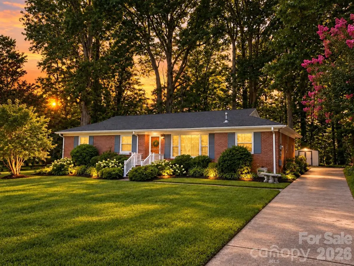 6124 Donna Drive, Charlotte, NC 28213 - #1
