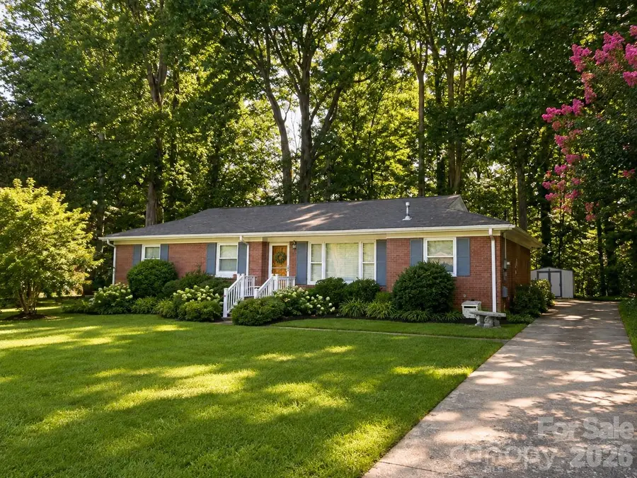 6124 Donna Drive, Charlotte, NC 28213 - #2