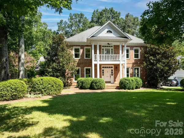 5216 Sunningdale Drive, Charlotte, NC 28277