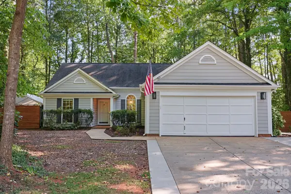 206 Aurora Lane, Huntersville, NC 28078