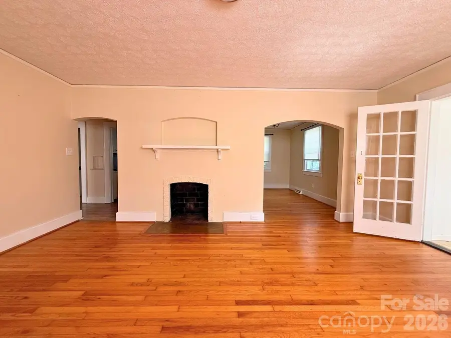 1351 S Aspen Street, Lincolnton, NC 28092 - #3