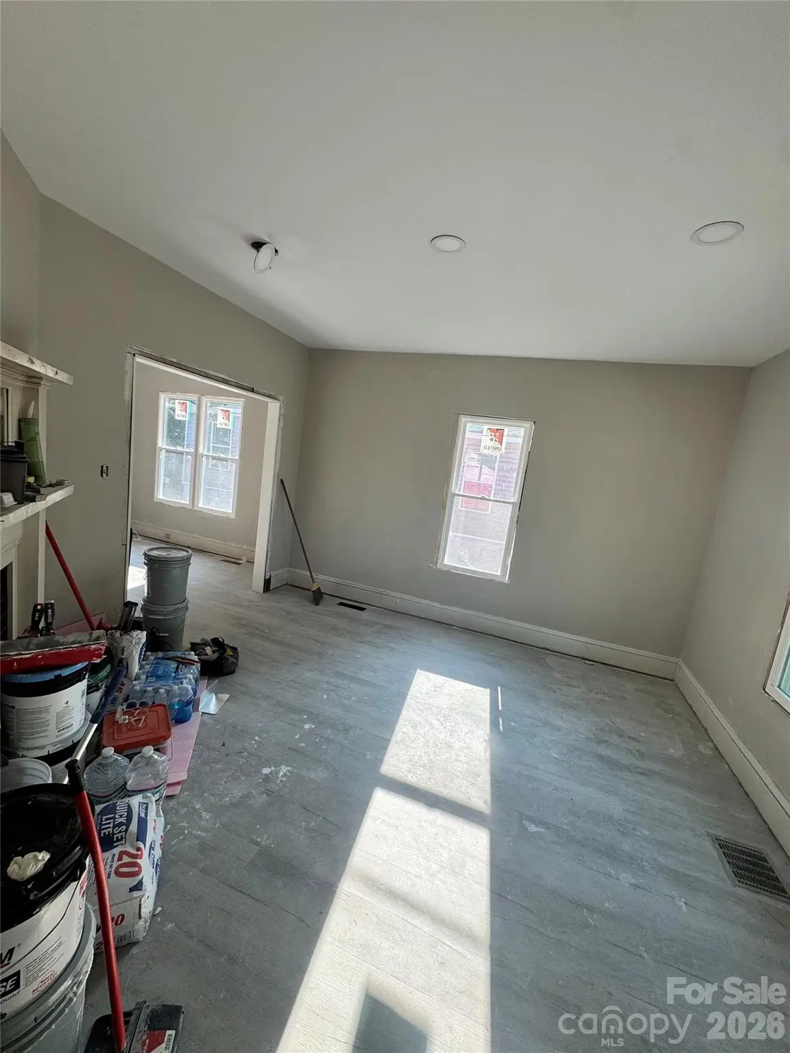 113 W D Street, Newton, NC 28658 - #1