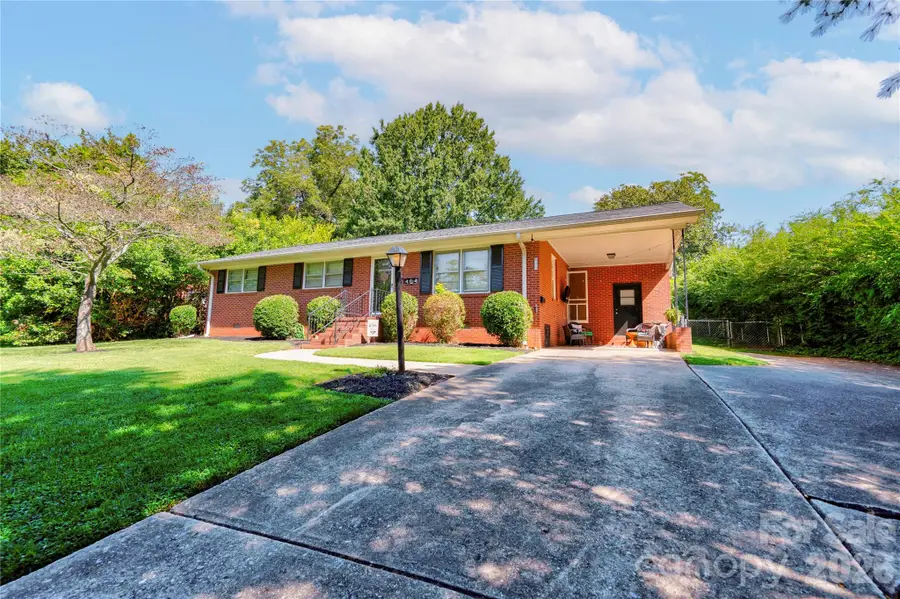 404 Pineview Drive, Kings Mountain, NC 28086 - #3