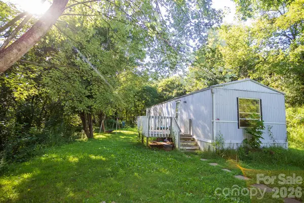 56 Longs Chapel Road, Weaverville, NC 28787