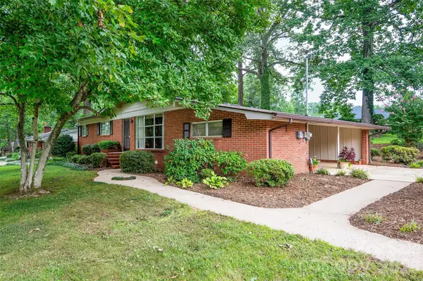 827 23rd Avenue Ne, Hickory, NC 28601