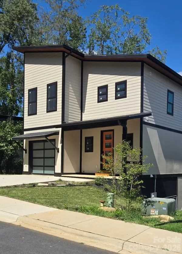309 Iron Ridge Loop #15, Asheville, NC 28806
