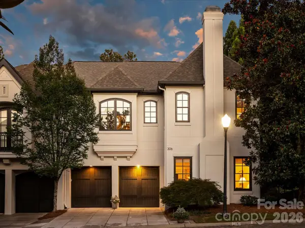 306 Wendover Heights Circle, Charlotte, NC 28211