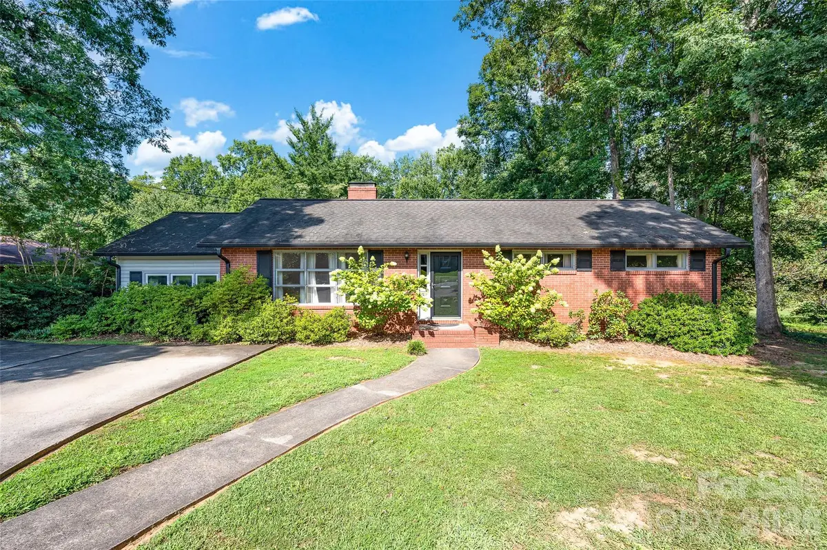 427 S Magnolia Street, Mooresville, NC 28115 - #1