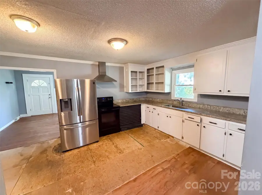 831 Fairview Street, Kannapolis, NC 28083 - #2