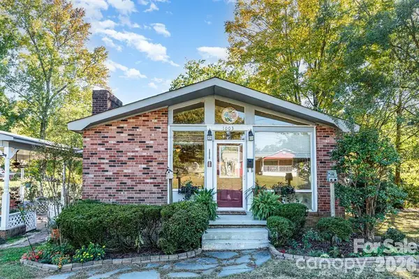 1003 Robinhood Lane, Kannapolis, NC 28081