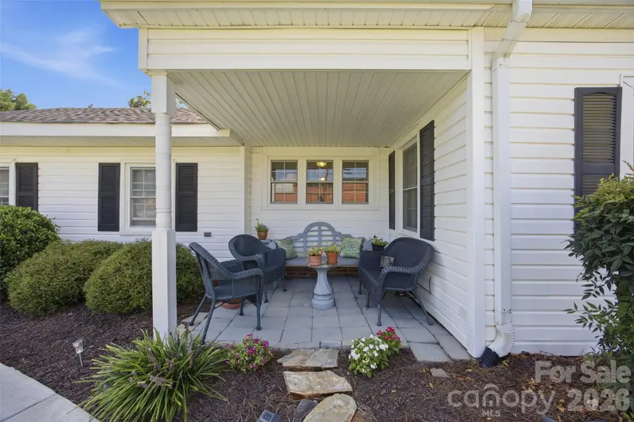 204 Memorial Drive, Clover, SC 29710 - #3