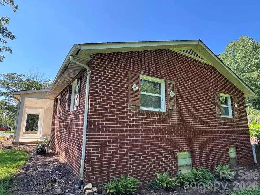 3625 Nc Hwy 18 South, Morganton, NC 28655 - #2