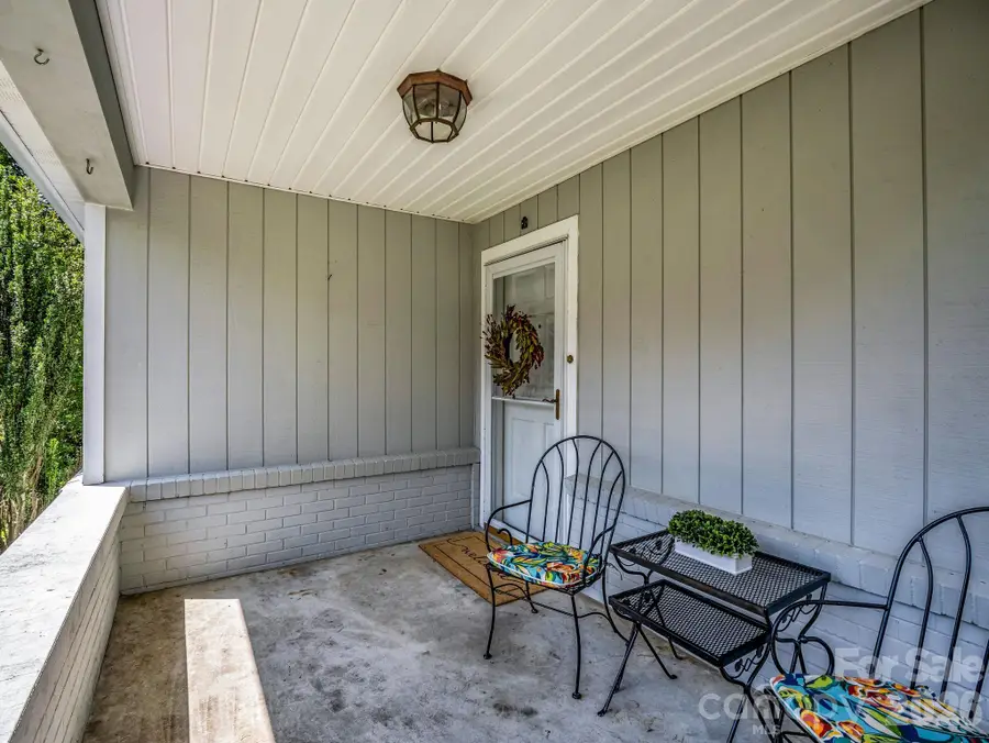 370 Orchard Circle, Laurel Park, NC 28739 - #3
