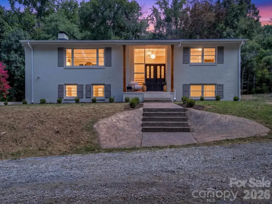 2532 Sam Newell Road, Matthews, NC 28105 - #2