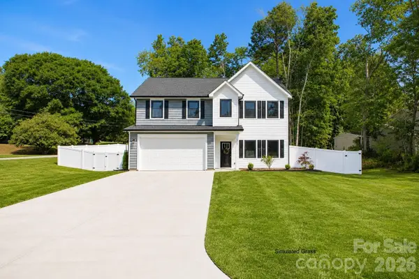 4147 2nd Street Ne, Hickory, NC 28601