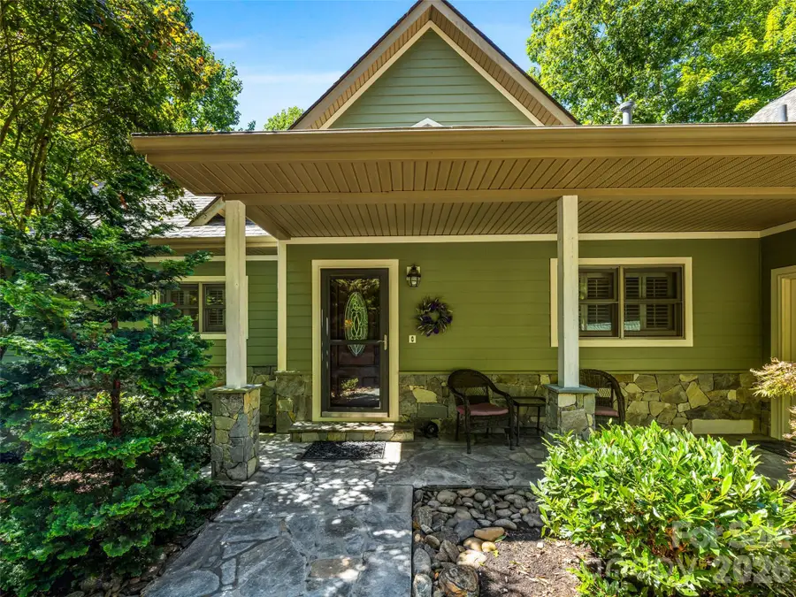 38 Mountain Crest Drive, Hendersonville, NC 28739 - #2