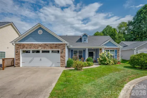 131 Creekwalk Lane, Hendersonville, NC 28792