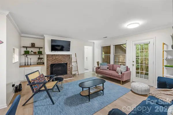 3520 Colony Crossing Drive, Charlotte, NC 28226