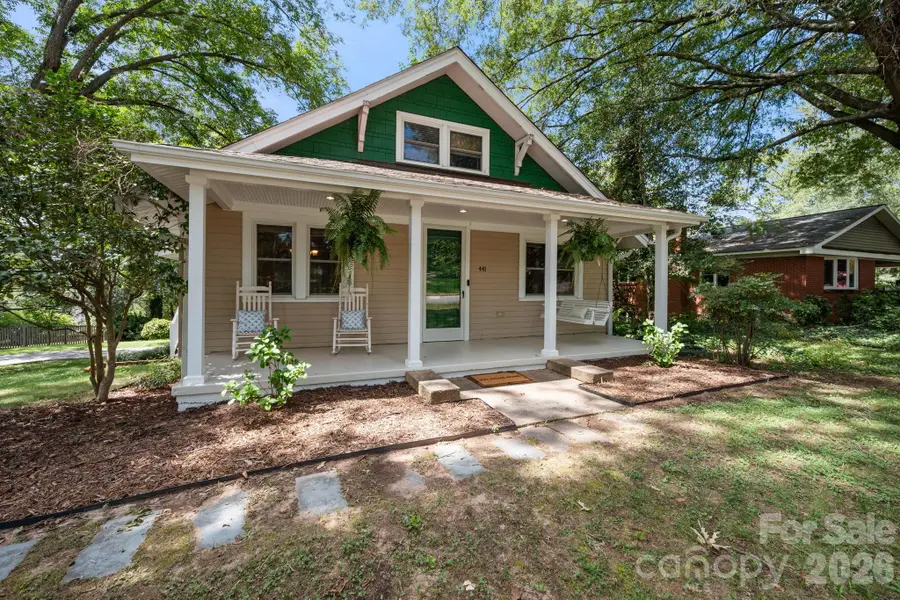441 8th Avenue Drive Nw, Hickory, NC 28601 - #2