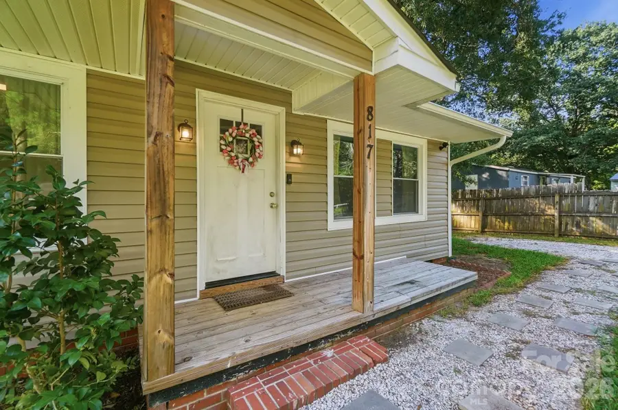 817 E Dunlap Street, Lancaster, SC 29720 - #3