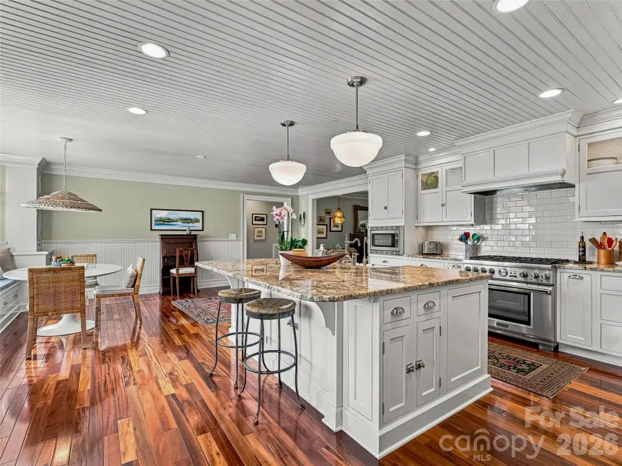 34 Ridge Glen Lane, Leicester, NC 28748 - #3
