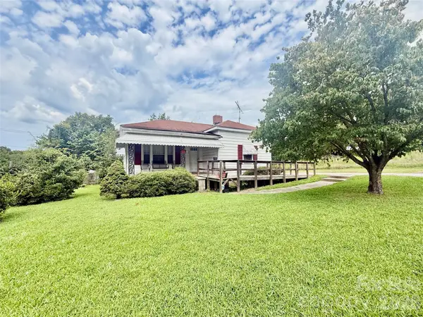 36 Holly Street, Great Falls, SC 29055