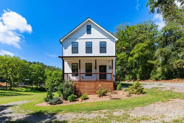 881 Burney Mountain Road, Fletcher, NC 28732