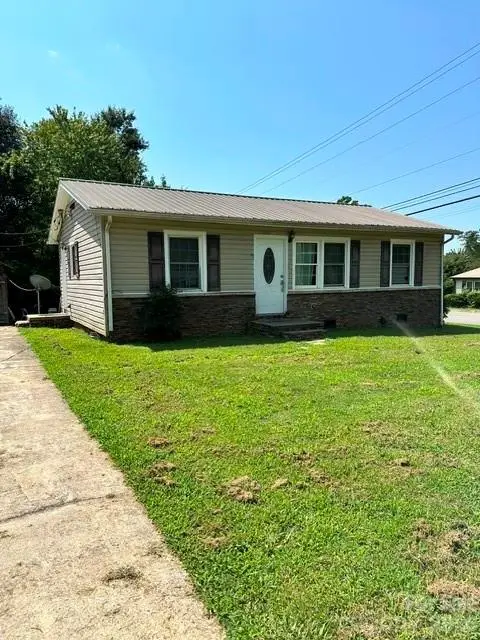 601 E Saunders Avenue, Newton, NC 28658 - #1