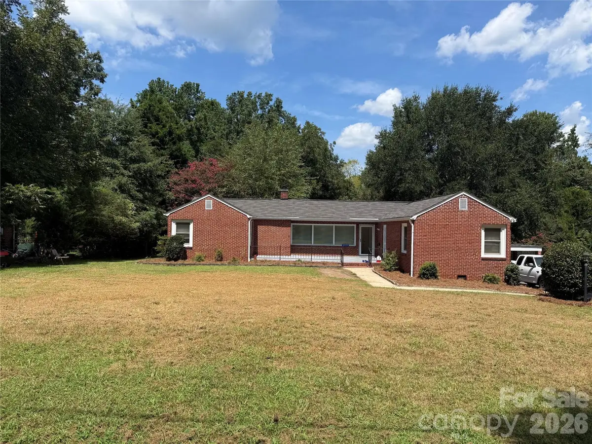 819 Wildwood Street, Wadesboro, NC 28170 - #1