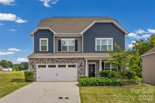 2022 Napa Valley Drive, Waxhaw, NC 28173