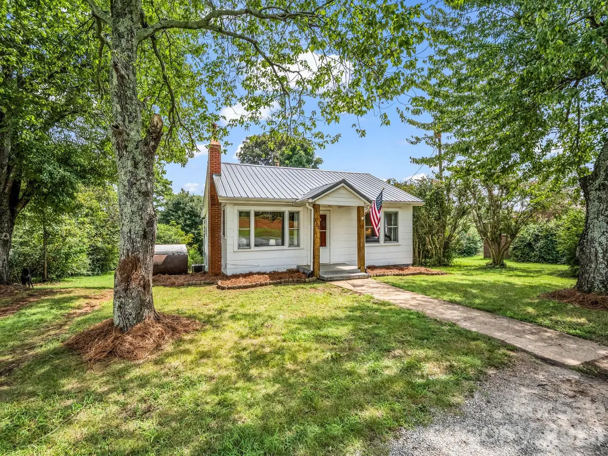 1302 Startown Road, Lincolnton, NC 28092 - #1