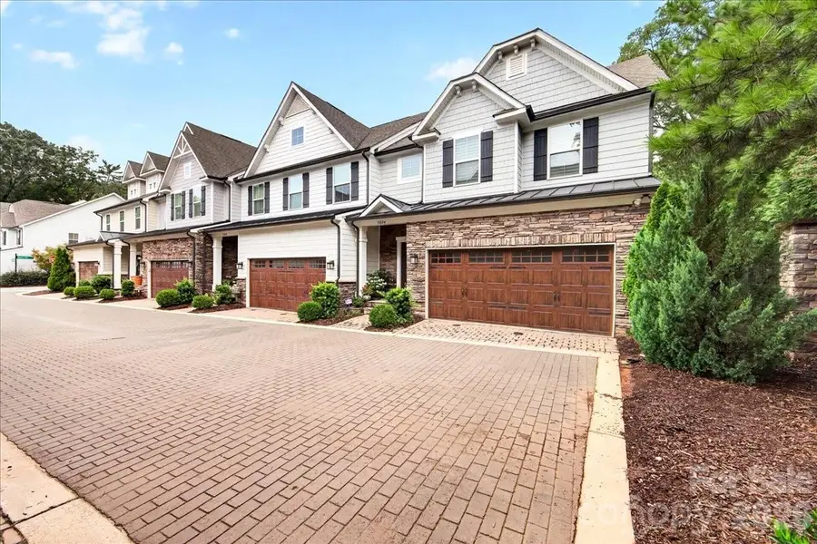 5804 Barrowlands Court, Charlotte, NC 28210 - #2