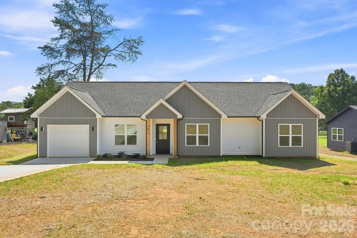 1513 Robin Road, Newton, NC 28658 - #1